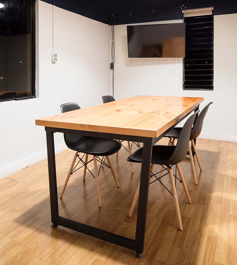 Serviced office workspace or dedicated desk for rent
